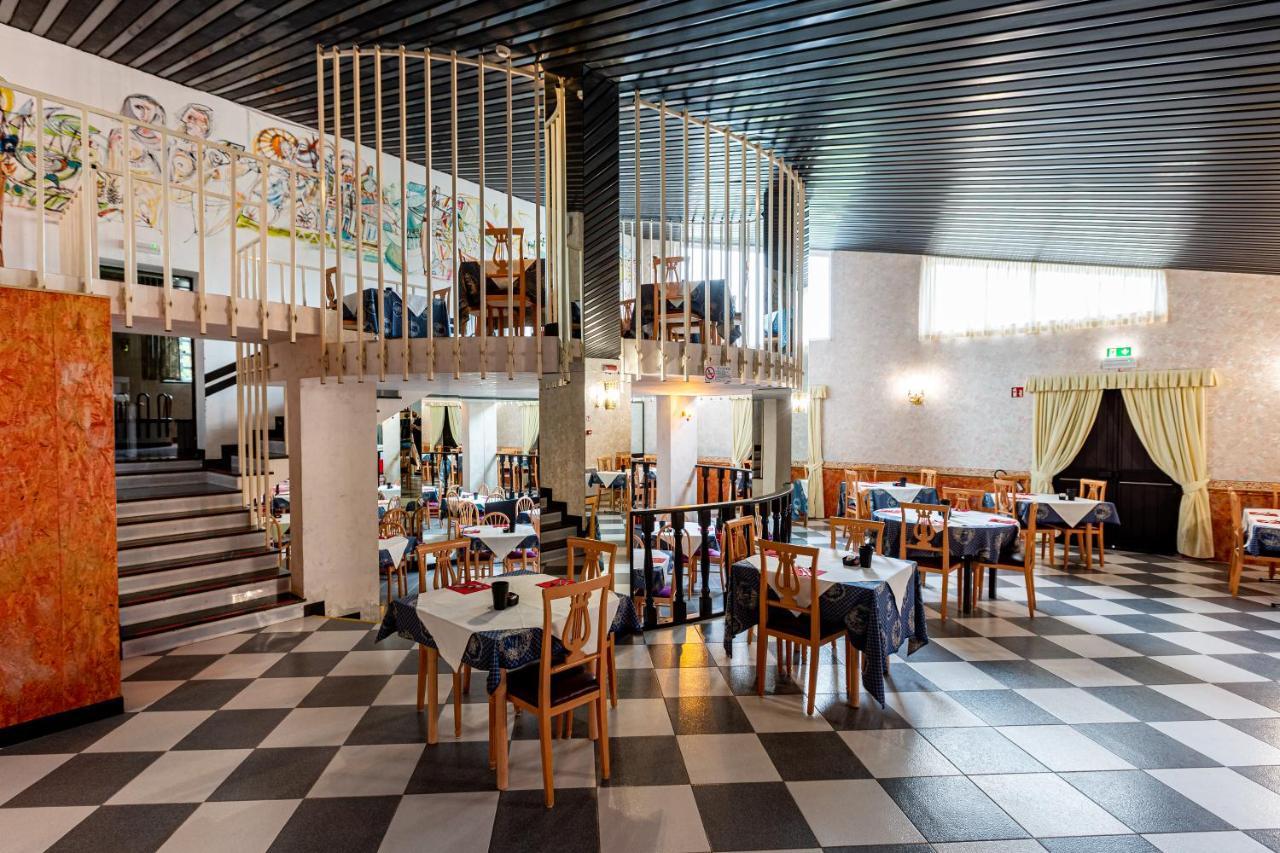 Hotel Villa Strassoldo "Ex Attianese Hotel Restaurant" Cervignano del Friuli Luaran gambar