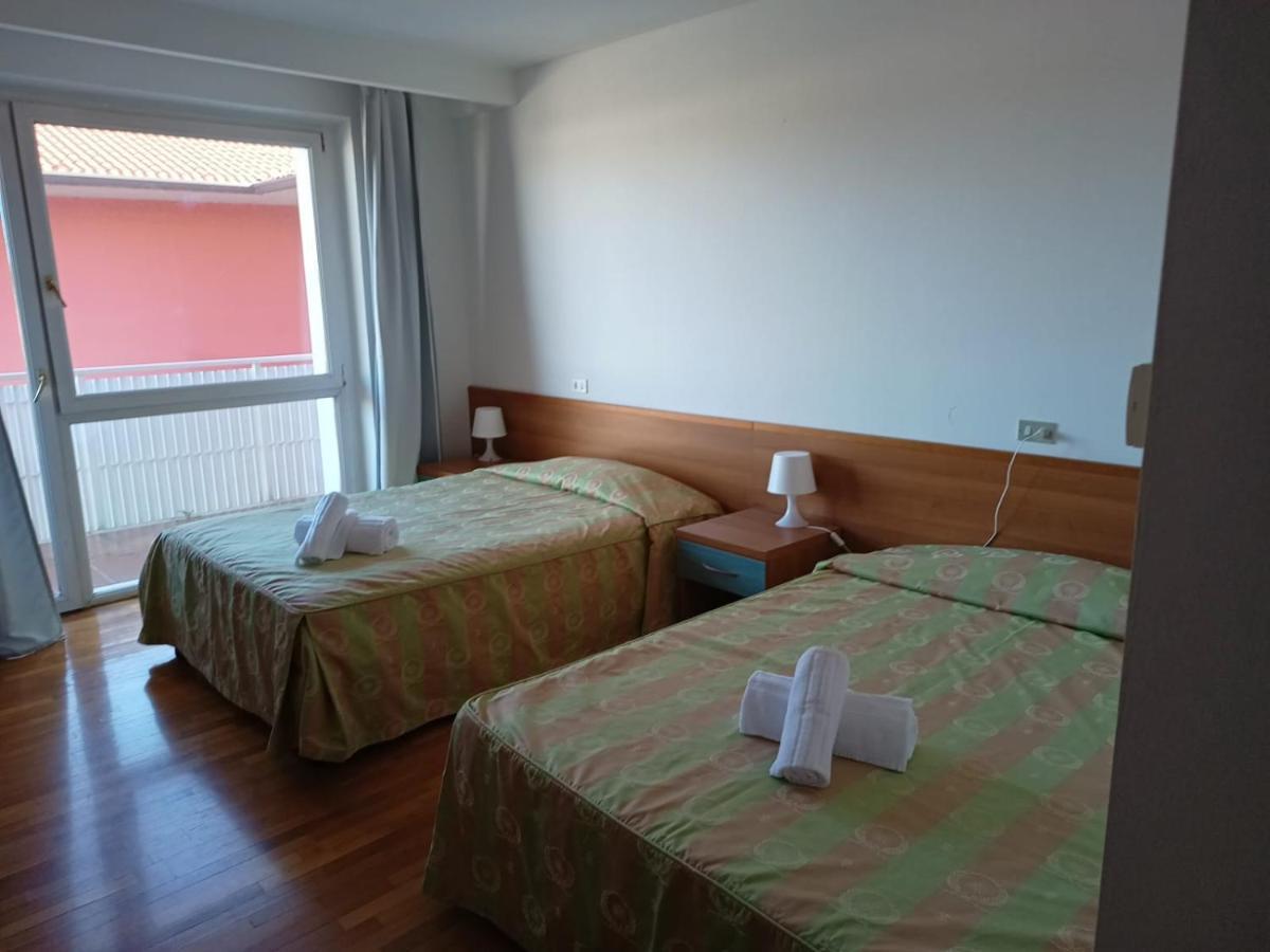 Hotel Villa Strassoldo "Ex Attianese Hotel Restaurant" Cervignano del Friuli Luaran gambar