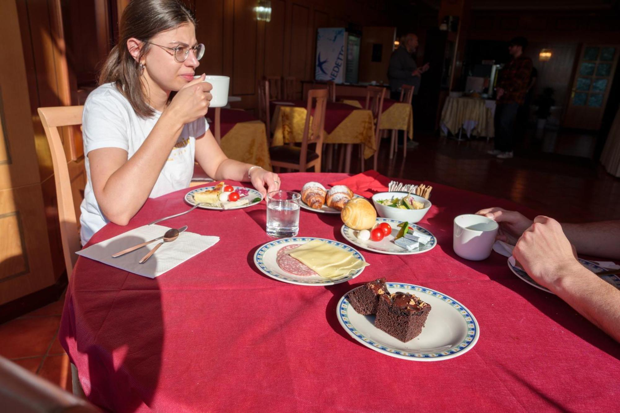 Hotel Villa Strassoldo "Ex Attianese Hotel Restaurant" Cervignano del Friuli Luaran gambar