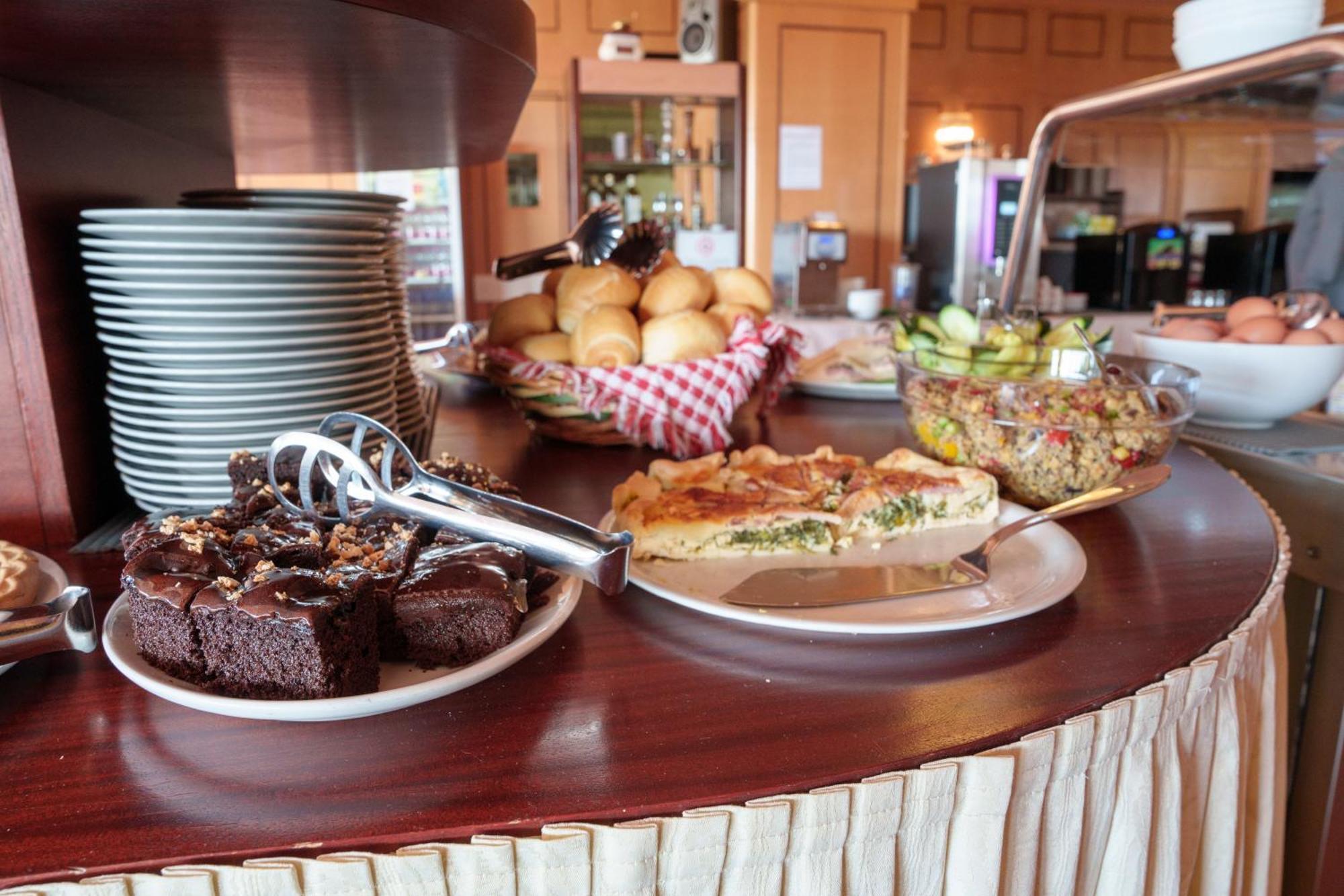 Hotel Villa Strassoldo "Ex Attianese Hotel Restaurant" Cervignano del Friuli Luaran gambar